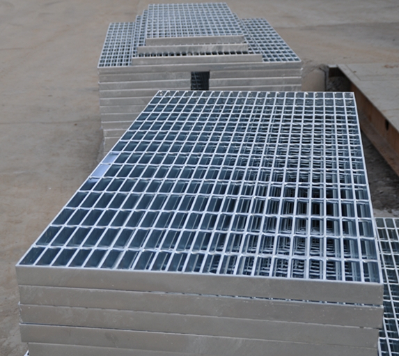 ตะแกรงเหล็กชุบสังกะสีแบบ Heavy Duty ตะแกรงโลหะแบริ่งบาร์ตะแกรงเหล็กตาข่ายเหล็กหยัก 3