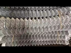 โรงงาน Outlet คุณภาพสูง Eco Friendly ทนทาน กันน้ํา Chain Link รั้วสําหรับรั้วกีฬา