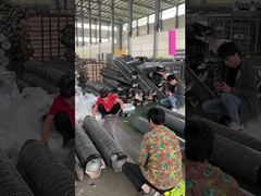 สีเขียว 20 Ga โลหะสาย Mesh เครื่องประดับ Hexagonal สายเครือ PVC ปกแต่ง