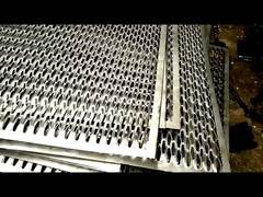 ตะแกรงทางเดินอลูมิเนียมและคาร์บอนอ่อนเจาะรู หนา 0.3 มม.- 8 มม