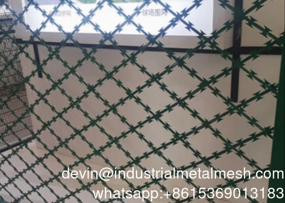 เครื่องเชื่อมต่อแบบพรีเมียม Anti-Climb Razor Wire Mesh สําหรับการแก้ไขความปลอดภัย