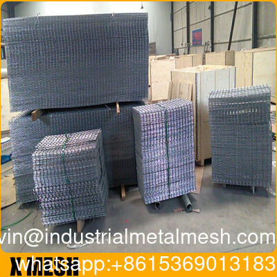 แผงตาข่ายลวดเชื่อมเคลือบสังกะสีสีดำ ราคาโรงงาน ปรับแต่งได้