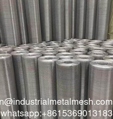 ผ้าเหล็กฮาร์ดแวร์มาตรฐาน 1/4" 1/2" ม้วนตาข่ายลวดเชื่อมสังกะสีสำหรับรั้วสัตว์