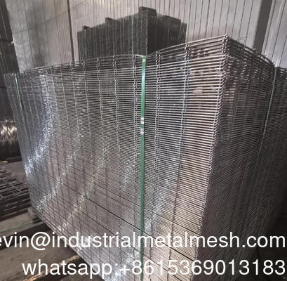 Heavy Gauge Galvanized Welded Wire Mesh Fence Panel