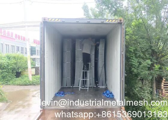 6 Gauge แผ่นรั้ว Mesh สายไหม welded / แผ่น Mesh สายไหม welded