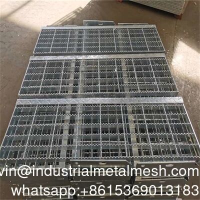 Custom Heavy Duty Grating Supplier Galvanization Coat Metal Serrated Steel Grating