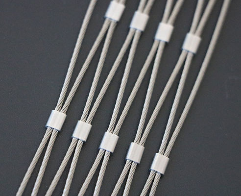 ตาข่ายลวดสลิงสแตนเลสโลหะสานธรรมดา 20x20 มม