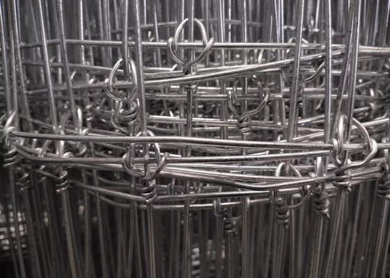 ความสูง 1.8 เมตรอายุการใช้งานยาวนานบานพับสังกะสีร่วมรั้วสำหรับแพะในชนบทและรั้วแกะ