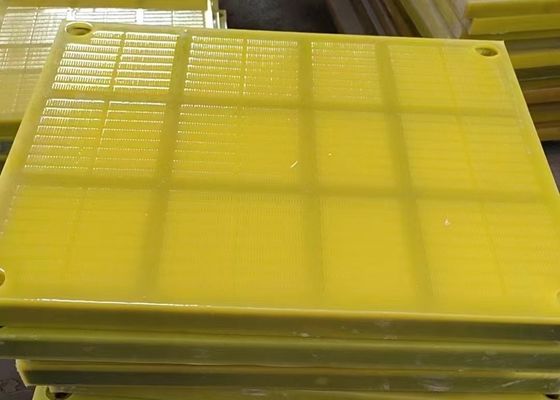 หน้าจอโพลียูรีเทนตาข่าย PU สีเหลืองกับตะขอสำหรับการสั่นของเหมือง