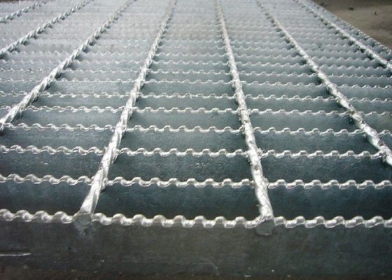 ร้อน DIP แกลวนไซด์ประเภท I สแตนเลส Grating / แบน Bar Grating / Serrated Bar Grating