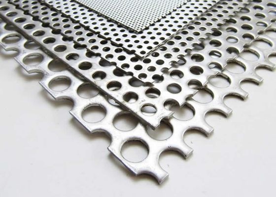 โรงงานคาร์บอนสแตนเลสกลมรูเจาะโลหะ perforated Screen Mesh