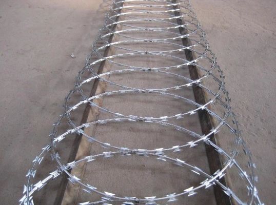 Cbt-65 สแตนเลส สแตนเลสเหล็กกระปุก PVC ปกแต่งความปลอดภัย Razor Wire Mesh