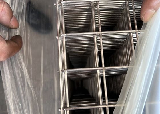 หมักร้อน Galvanized แผ่น Mesh สาย welded / สาย welded Netting 1/4 นิ้ว