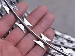 BTO-18 Concertina Razor Wire Coil, ลวดหนามมีดโกนสังกะสี