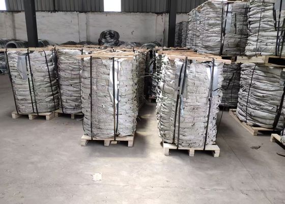ข้อมูลส่วนตัวแบนของ Razorwire - ทางเลือกที่มีประโยชน์สำหรับลวดหนามคอนเสิร์ตกับคลิป