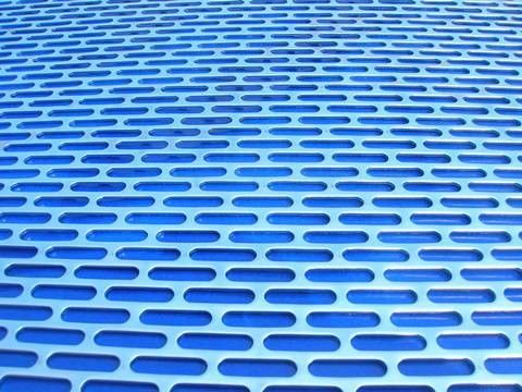 พฤกษ์พื้นผิว จัดการ slot หลุม perforated Mesh Filter แก้ไขสําหรับการกรองของเหลวและแข็ง 1.2 X 2.4 M