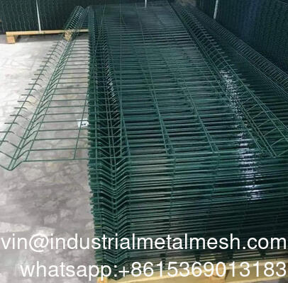 3D กว้าง welded สายไฟฟ้ารั้วความปลอดภัย Mesh รั้วแผ่นผู้ผลิต