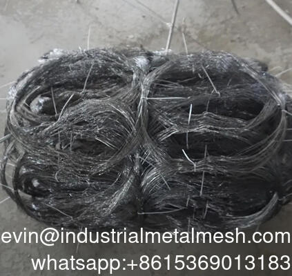 ตาข่ายลวดเหล็กกัลวาไนซ์สังกะสีสูงแบบปูตังกา กำแพงกั้นรถถังในสนามรบ