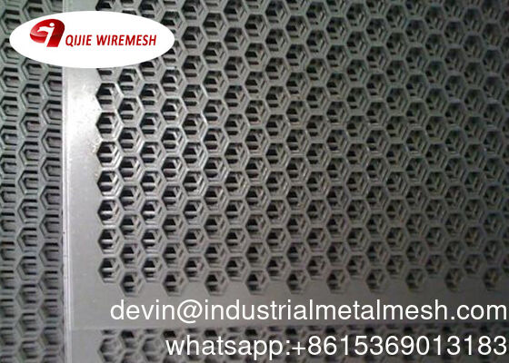 กระดาษ perforated การเจาะโลหะ Mesh ช่องสี่เหลี่ยมสําหรับตกแต่งร้านอาหาร