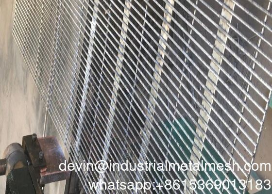 สี่เหลี่ยมเหล็ก ป้องกันการปีน 358 รั้ว สาย Mesh ความปลอดภัย ป้องกันการปีน รั้วเหล็ก ความปลอดภัยสูง รั้ว Mesh สายรั้ว