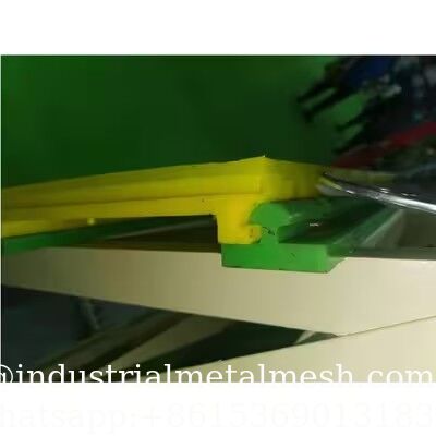 สกรีนแบบโมดูเลอร์พอลิอุเรธานทนทานสวมสูง WS85 300x305mm / 300x610mm / 300x800mm วัสดุ MDI