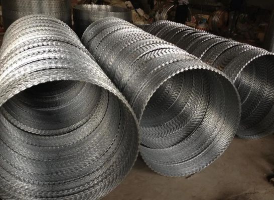 Bto-28 Concertina Razor Wire สังกะสีเคลือบพีวีซีสแตนเลส
