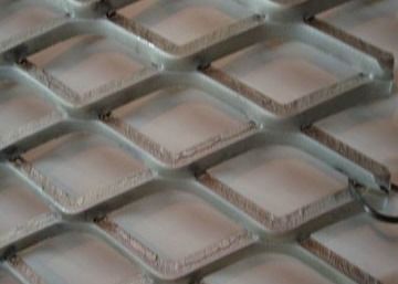 การเคลือบผงเคลือบลวดตาข่ายโลหะขยายพร้อมรูหกเหลี่ยม