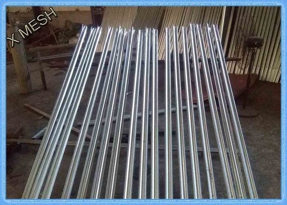 ลวดตาข่ายรั้วประดับรั้ว W ข้อมูลส่วนตัว 2400HX2300L ยาว ชีวิต ระยะ