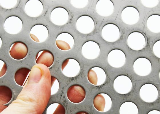 ผนังเพดานโลหะ perforated ผนังโลหะ perforated สแตนเลส Screen Mesh