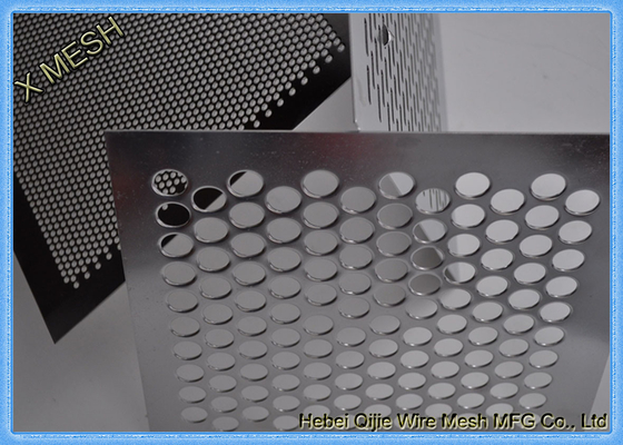 แผ่นโลหะ ตาข่าย Perforated ตกแต่งด้วยแผ่นสังกะสีร้อนสำหรับแผงเพดาน
