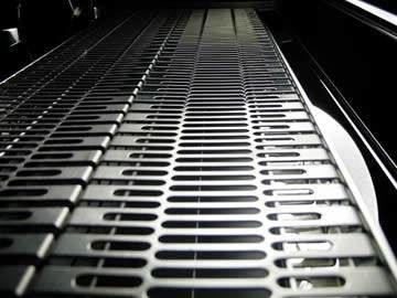 สแตนเลส หลุมโอวาลเจาะเจาะ Mesh ประดับแผ่นโลหะ