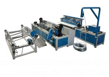 เครื่องทำตาข่ายถักลวดตาข่ายเพชรสำหรับป้องกันสนามเบสบอล